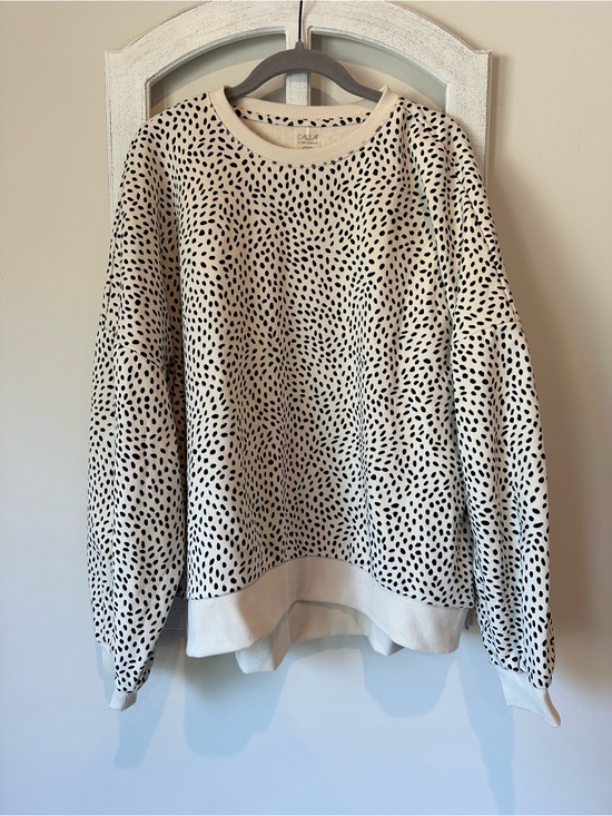 CALIA by Carrie Underwood Sweaters - CALIA by Carrie Underwood Cream Sweatshirt with Black Spot Print